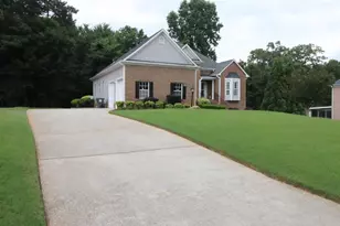 2500 Thornecreek Dr, Douglasville, GA 30135 - Photo 1