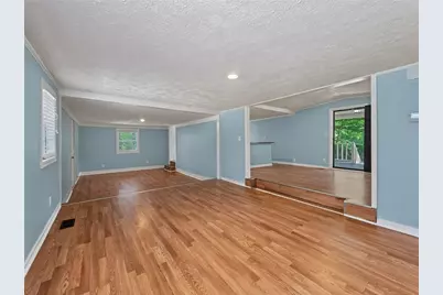 3542 Shoreland Drive, Buford, GA 30518 - Photo 9