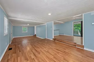 3542 Shoreland Dr, Buford, GA 30518 - Photo 9