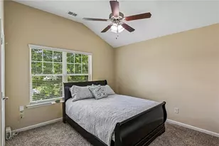 704 Pineglen Dr, Acworth, GA 30102 - Photo 17