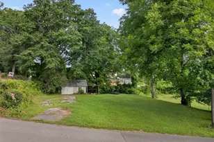 157 Pine St, Jefferson, GA 30549 - Photo 1
