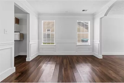 2740 S Hills, Riverdale, GA 30296 - Photo 5