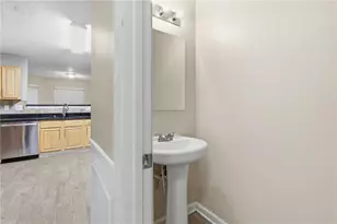 6767 Mancha St, Atlanta, GA 30349 - Photo 33