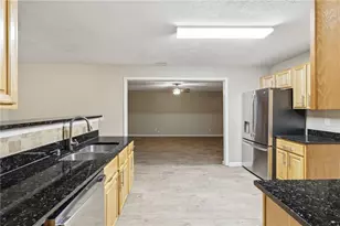 6767 Mancha St, Atlanta, GA 30349 - Photo 13