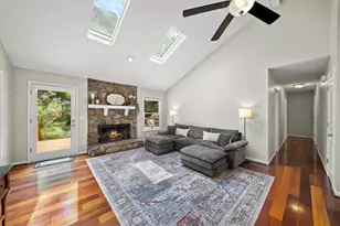 4886 Raven Way NE, Marietta, GA 30066 - Photo 5