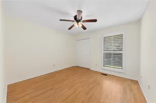 154 W Putnam Ferry Rd, Woodstock, GA 30189 - Photo 25