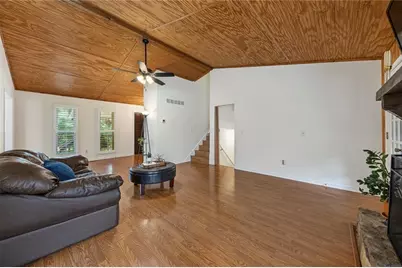 154 W Putnam Ferry Road, Woodstock, GA 30189 - Photo 9