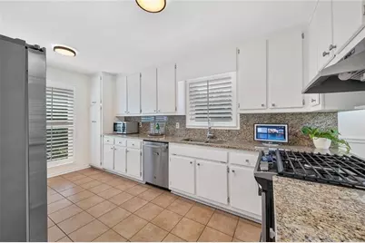 154 W Putnam Ferry Road, Woodstock, GA 30189 - Photo 13