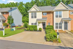 207 Pearl Chambers Dr, Dawsonville, GA 30534 - Photo 5