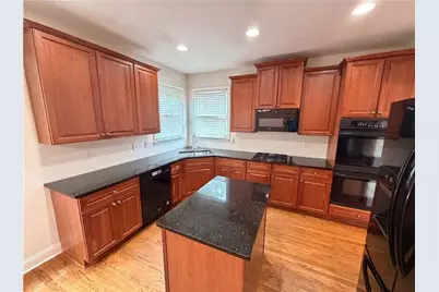 685 Jefferson Place, Cumming, GA 30040 - Photo 9