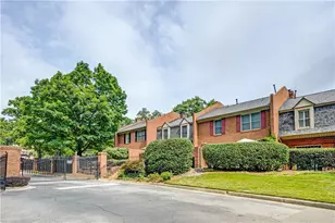 10 Plantation Dr NE, Atlanta, GA 30324 - Photo 25