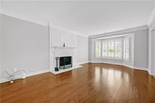 10 Plantation Dr NE, Atlanta, GA 30324 - Photo 5