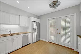 10 Plantation Dr NE, Atlanta, GA 30324 - Photo 11