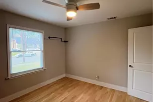 3014 E Point St, Atlanta, GA 30344 - Photo 23