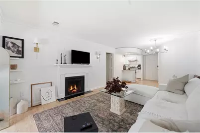 24311 Plantation Drive NE, Atlanta, GA 30324 - Photo 17