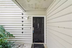 2011 Oak Park Ln, Decatur, GA 30032 - Photo 1