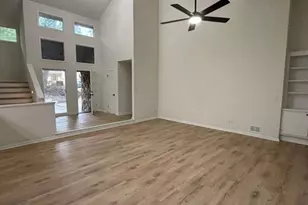 352 N Peak Dr, Alpharetta, GA 30022 - Photo 3