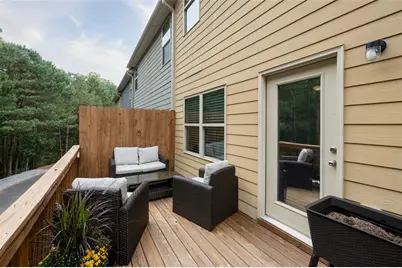 819 Ash Street, Canton, GA 30114 - Photo 3