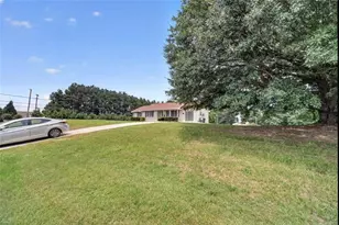 2591 Doc Hughes Rd, Buford, GA 30519 - Photo 5