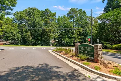 407 Natchez Trace, Atlanta, GA 30350 - Photo 17