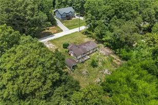 19 Pressley Rd, Winder, GA 30680 - Photo 9