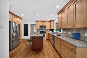 445 Cove Dr NE, Marietta, GA 30067 - Photo 11