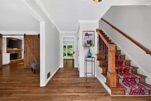 445 Cove Dr NE, Marietta, GA 30067 - Photo 3