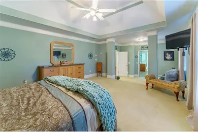 6011 Lost Maple Lane, Sugar Hill, GA 30518 - Photo 19