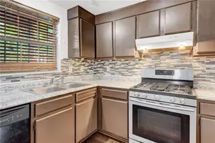 5393 Kristian Ct, Stone Mountain, GA 30088 - Photo 7