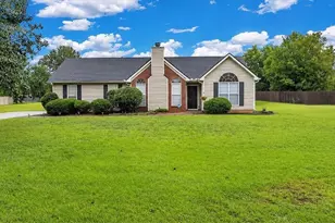 318 Harris Ave, Locust Grove, GA 30248 - Photo 1