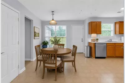 318 Harris Avenue, Locust Grove, GA 30248 - Photo 7