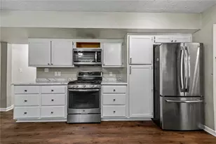 2570 Johnston Rd NW, Kennesaw, GA 30152 - Photo 11