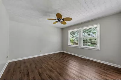 2570 Johnston Road NW, Kennesaw, GA 30152 - Photo 31