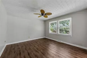 2570 Johnston Rd NW, Kennesaw, GA 30152 - Photo 31