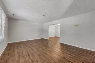 2570 Johnston Rd NW, Kennesaw, GA 30152 - Photo 17