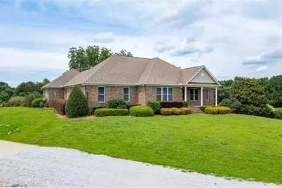 563 Martin Road, Talmo, GA 30575 - Photo 3