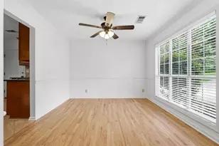 1645 Chase Ridge Ln, Lawrenceville, GA 30043 - Photo 5