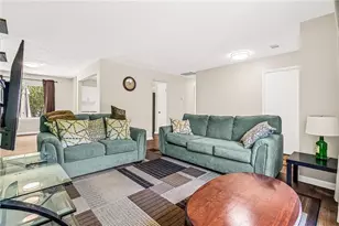 3926 Dalhouise Ln, Decatur, GA 30034 - Photo 3