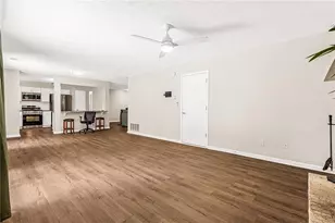 3926 Dalhouise Ln, Decatur, GA 30034 - Photo 9