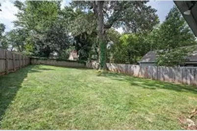 1322 Gus Thornhill Jr Drive, Atlanta, GA 30344 - Photo 29