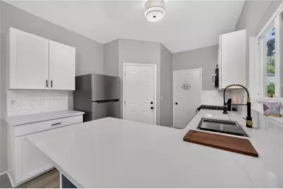 6229 Marbut Farms Lane, Lithonia, GA 30058 - Photo 13