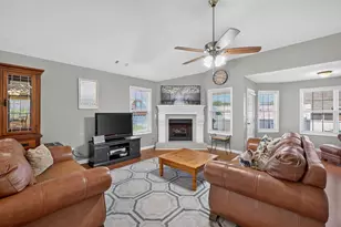 1237 Laurelwood Ln, Lawrenceville, GA 30045 - Photo 9