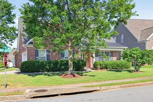 1237 Laurelwood Ln, Lawrenceville, GA 30045 - Photo 3