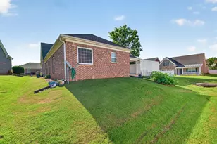 1237 Laurelwood Ln, Lawrenceville, GA 30045 - Photo 41