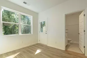1304 Lakota Pl, Atlanta, GA 30315 - Photo 3