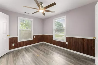 5702 Church Street, Flowery Branch, GA 30542 - Photo 11