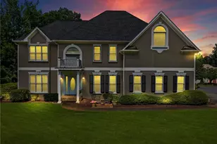 3917 Upland Way, Marietta, GA 30066 - Photo 3