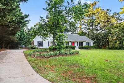 84 Hidden Lakes Court, Newnan, GA 30263 - Photo 11