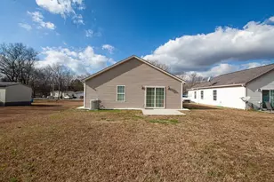 511 Circle Dr, Calhoun, GA 30701 - Photo 9