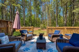 1404 Lexington Dr, Roswell, GA 30075 - Photo 35